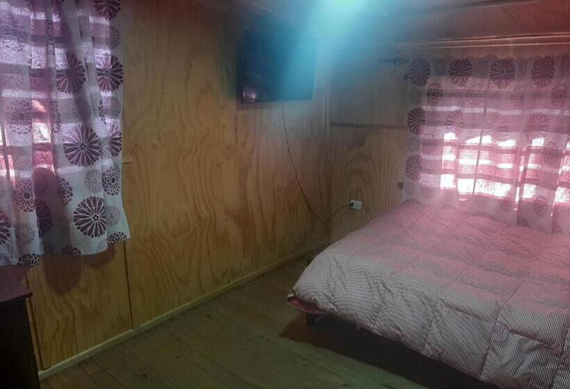 ベッドアンドブレックファースト Wool & Wood House