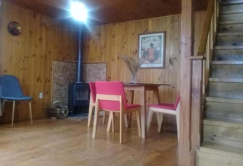 ベッドアンドブレックファースト Wool & Wood House