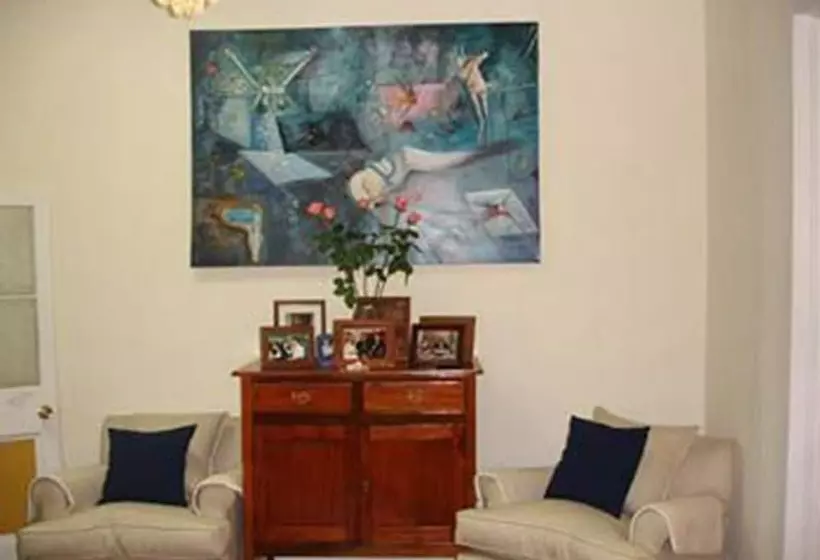 Garivalpo Bed & Breakfast