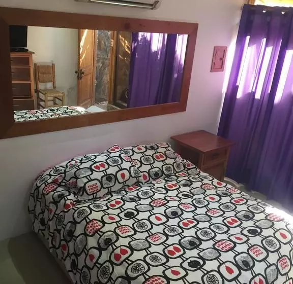 Hostal Maitencillo Norte