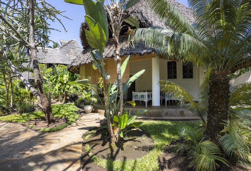 هتل Aestus Villas Resort