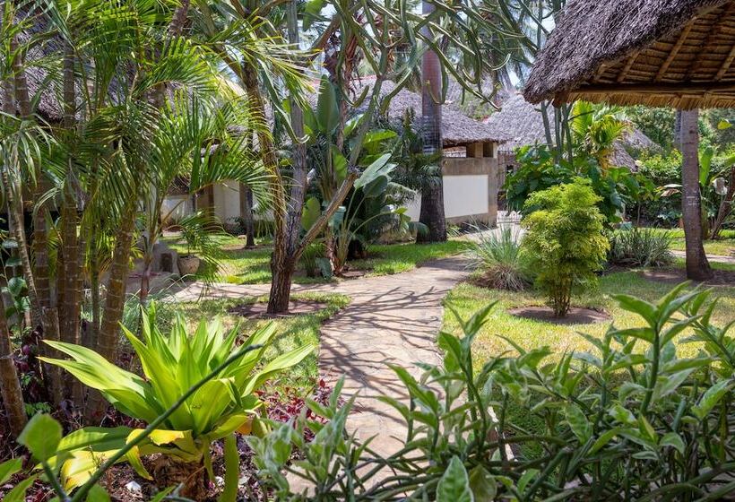 هتل Aestus Villas Resort