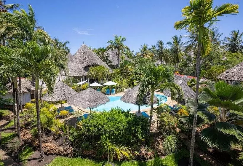 هتل Aestus Villas Resort