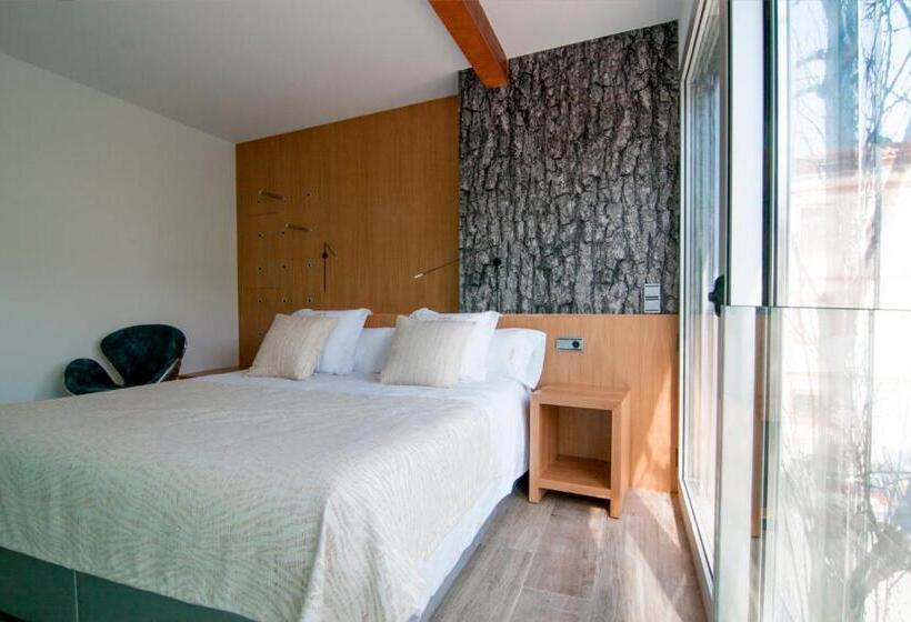 فندق Cal Tonarro