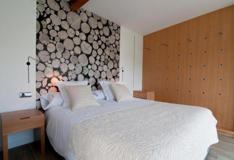 فندق Cal Tonarro