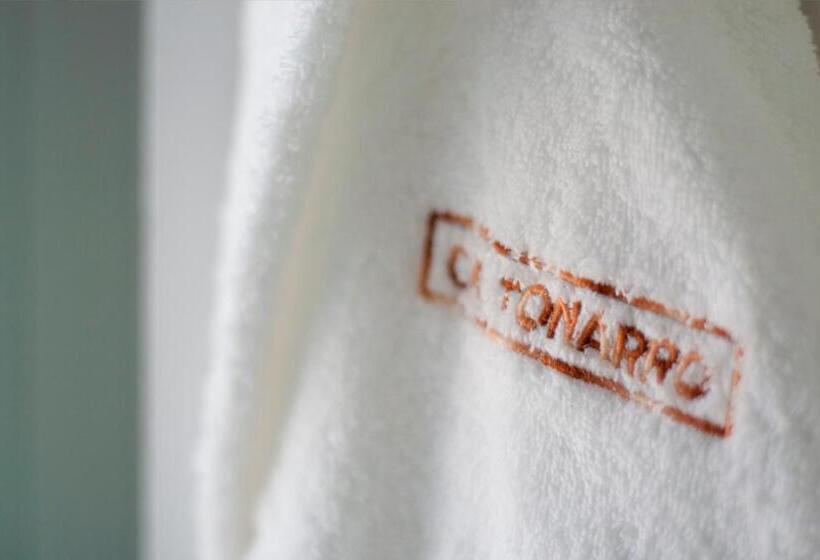 فندق Cal Tonarro