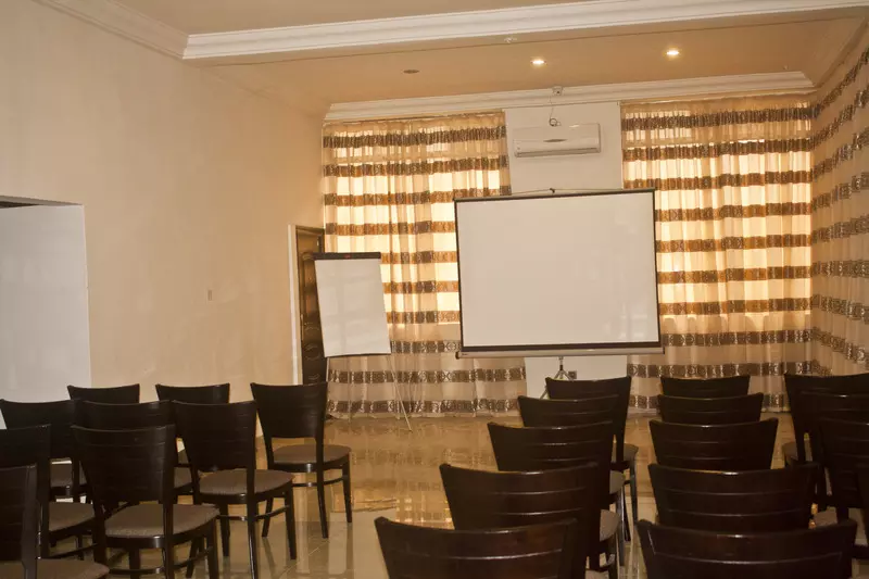 هتل Consir Executive Lodge