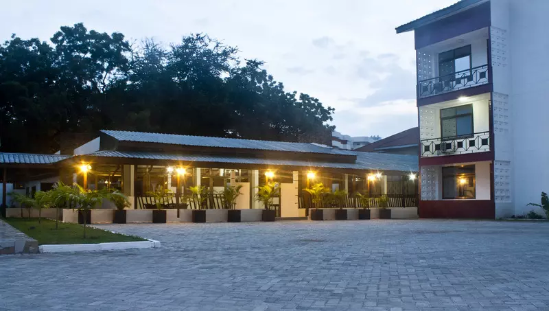 هتل Consir Executive Lodge