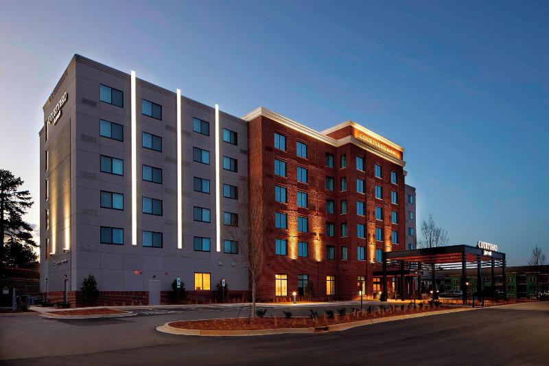 Отель Courtyard By Marriott Charlotte Fort Mill, Sc