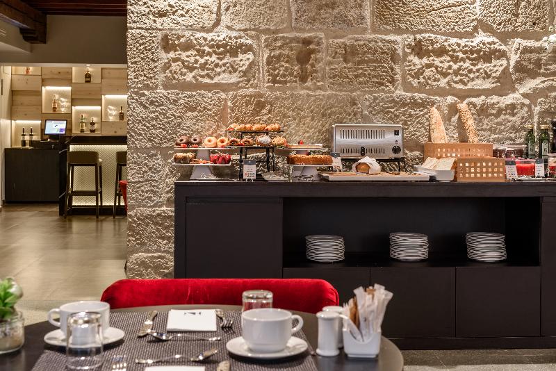 هتل Eurostars Fuerte Ruavieja