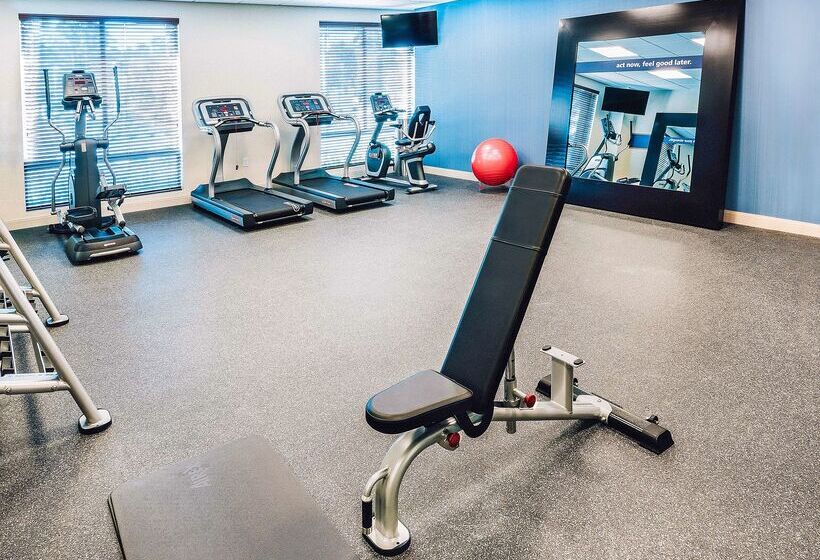 Отель Hampton Inn & Suites Mission Viejo