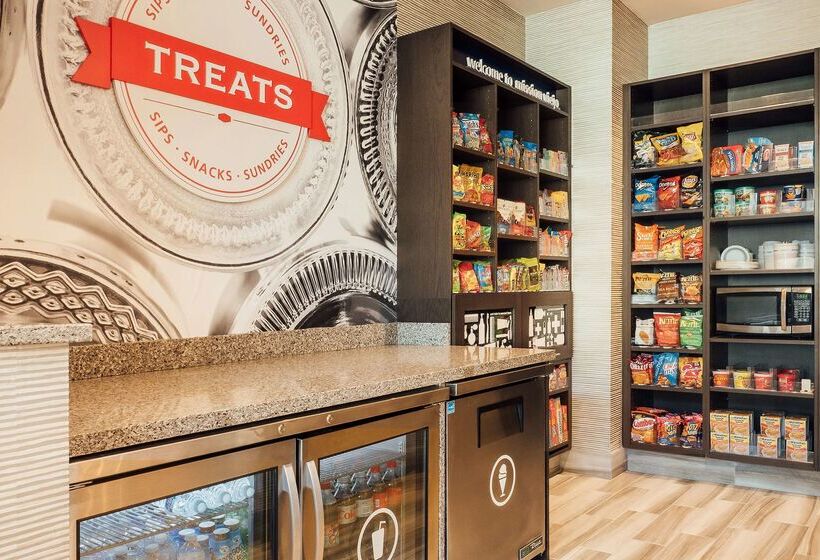 Отель Hampton Inn & Suites Mission Viejo