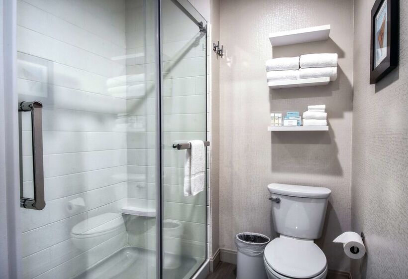 Отель Hampton Inn & Suites Mission Viejo