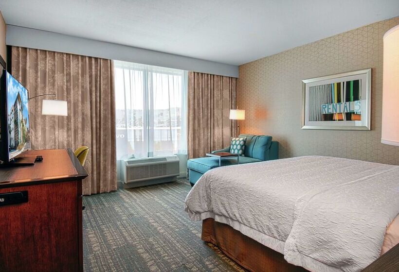 Отель Hampton Inn & Suites Mission Viejo