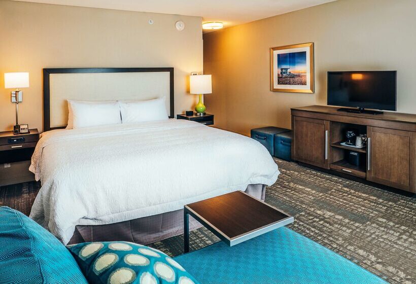 Отель Hampton Inn & Suites Mission Viejo