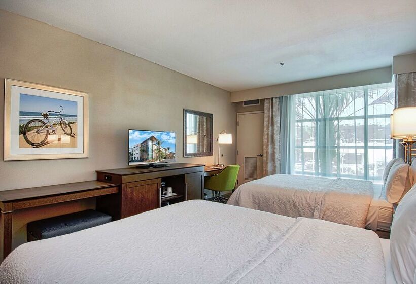 Отель Hampton Inn & Suites Mission Viejo