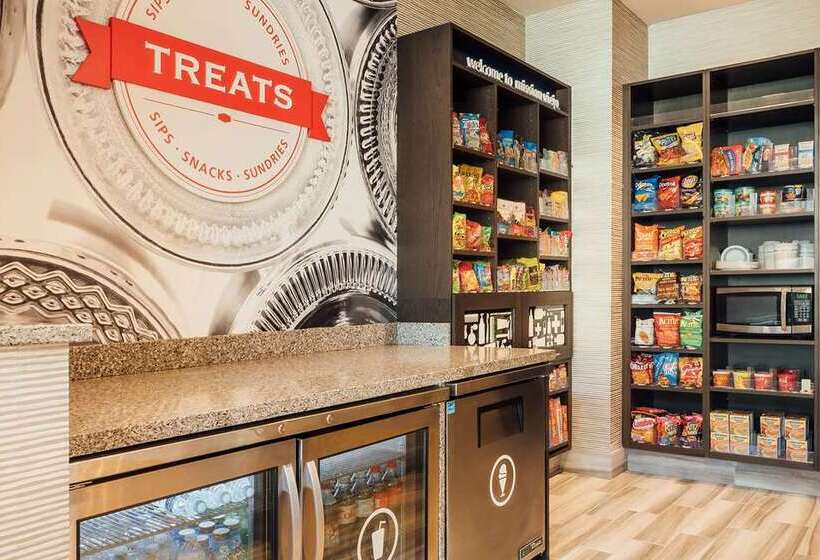 Отель Hampton Inn & Suites Mission Viejo