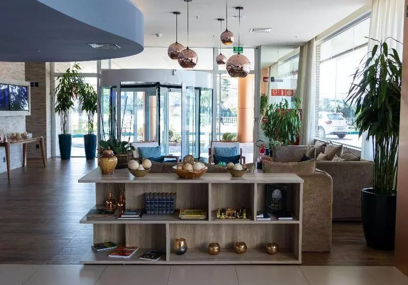 هتل Ibis Styles Curitiba Aeroporto