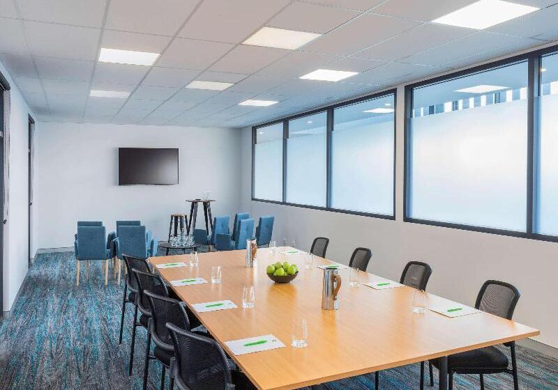 בית מלון כפרי Ibis Styles Hobart