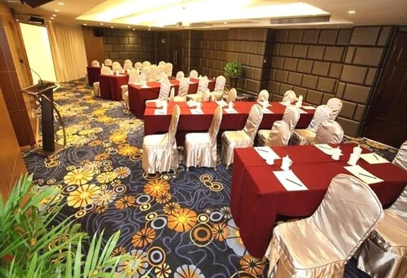 Hotel New Beacon Xu Dong International