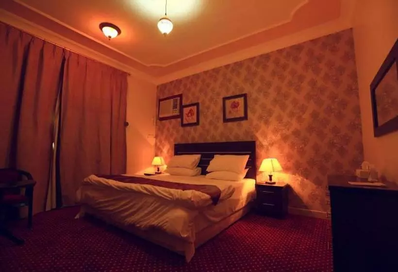 هتل Night For You Suite Apartment 1