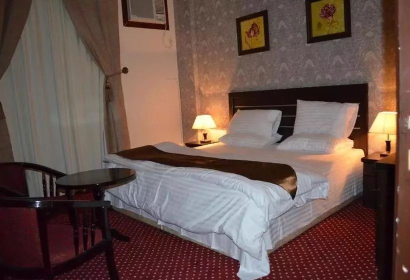هتل Night For You Suite Apartment 1