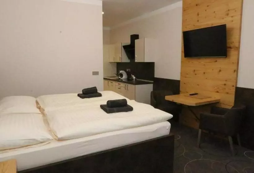 Apartment Hotel Orion