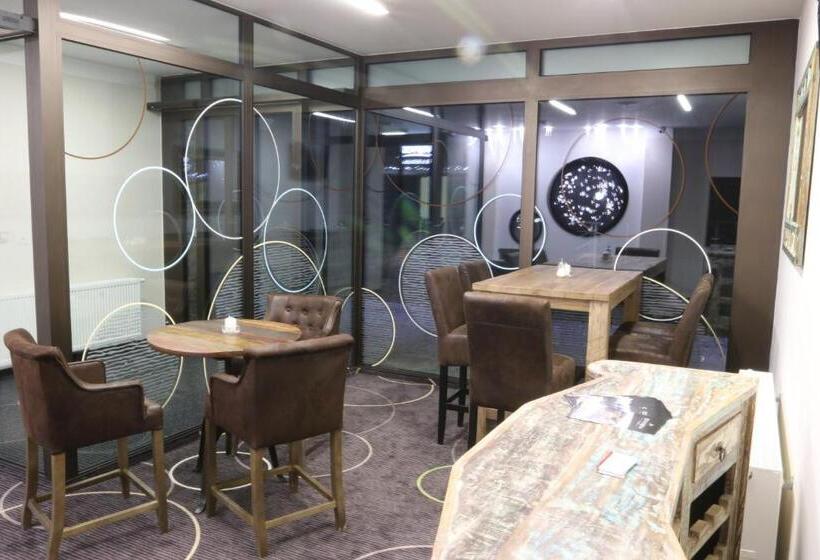 Apartment Hotel Orion