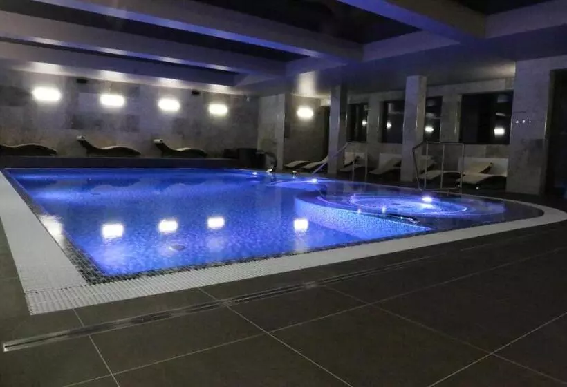 Apartment Hotel Orion
