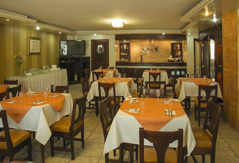 Отель Podocarpus