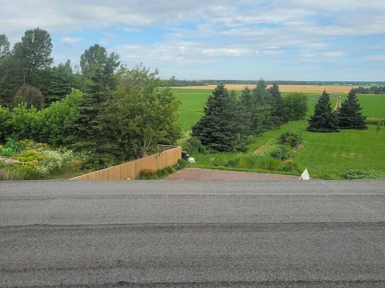 בית מלון כפרי Prince County Guest House