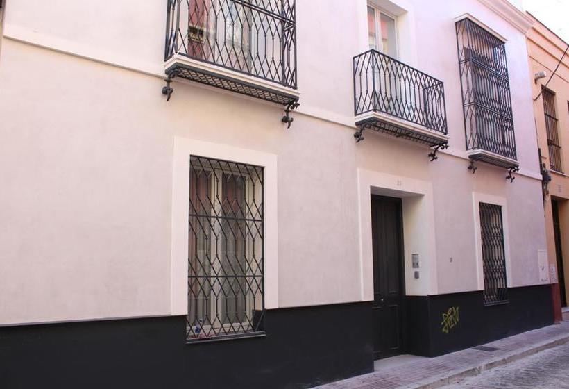 Life Apartments Santo Rey