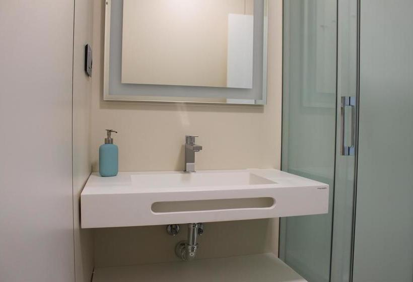 Life Apartments Santo Rey