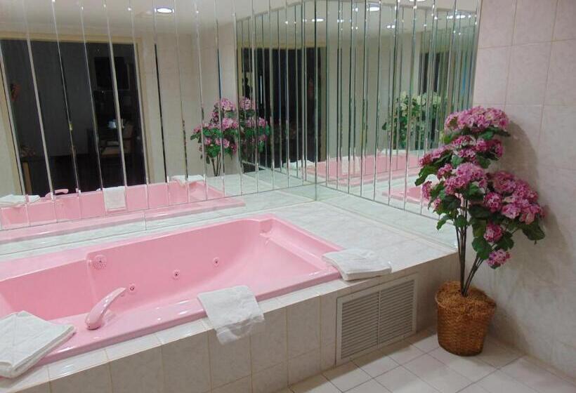 Мотель La Mirage