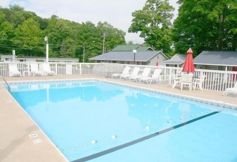 Barberry Court Motel &cabins