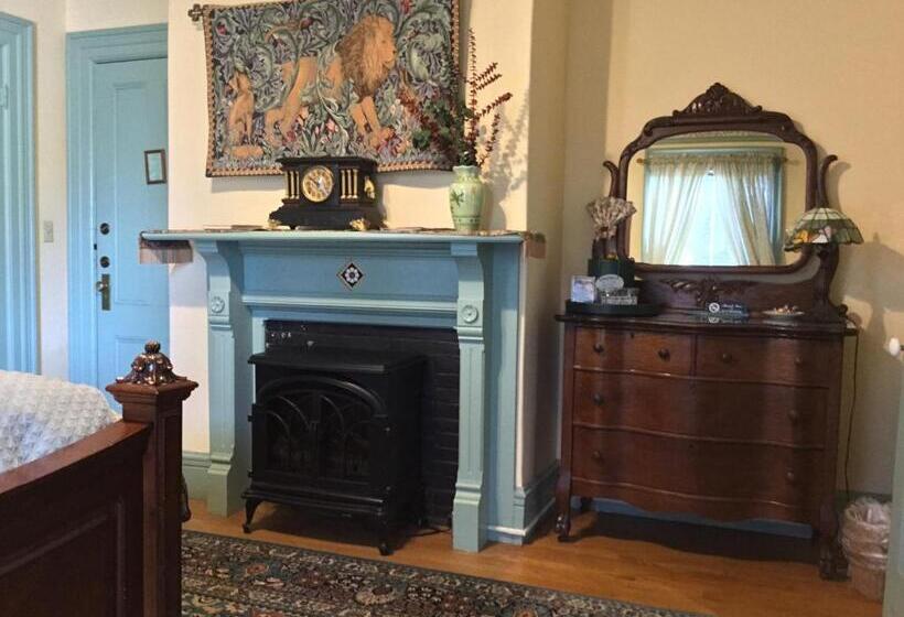 مبيت وإفطار Amherst Inn