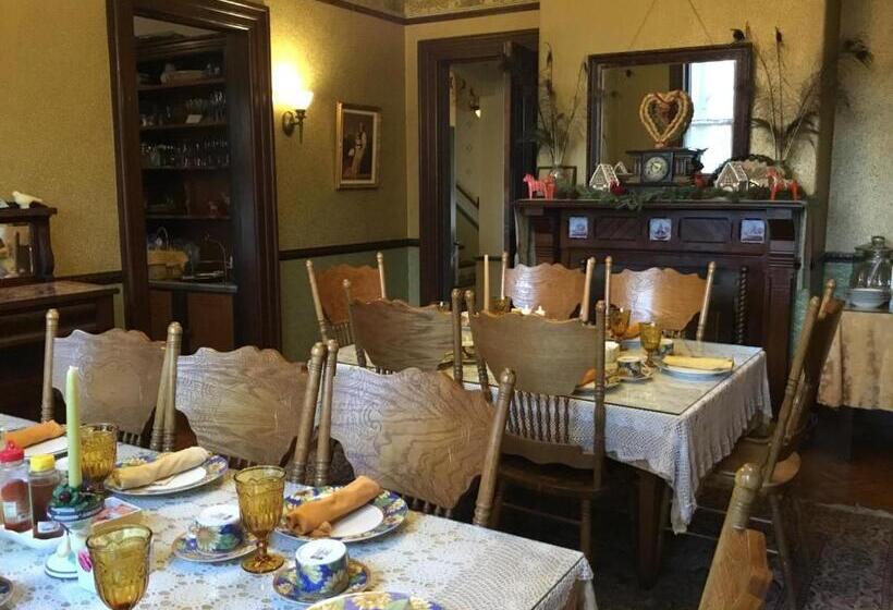 مبيت وإفطار Amherst Inn