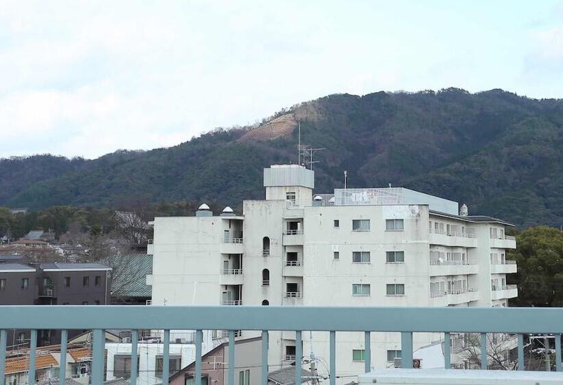 Bed and Breakfast Kyoto Guest House Ninja   Hostel