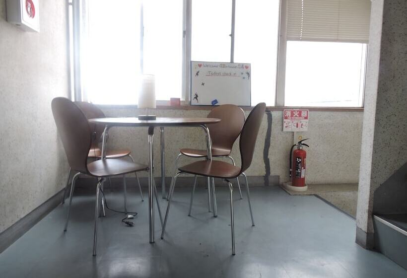 Bed and Breakfast Kyoto Guest House Ninja   Hostel