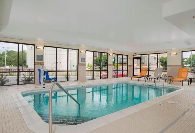 فندق Courtyard By Marriott Niagara Falls, Usa