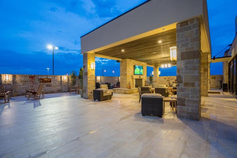 فندق Fairfield Inn & Suites By Marriott Lubbock Southwest