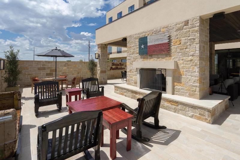 فندق Fairfield Inn & Suites By Marriott Lubbock Southwest