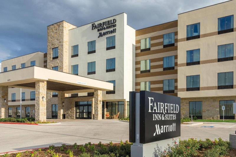 فندق Fairfield Inn & Suites By Marriott Lubbock Southwest