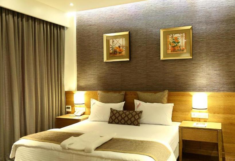 호텔 Preeti Executive