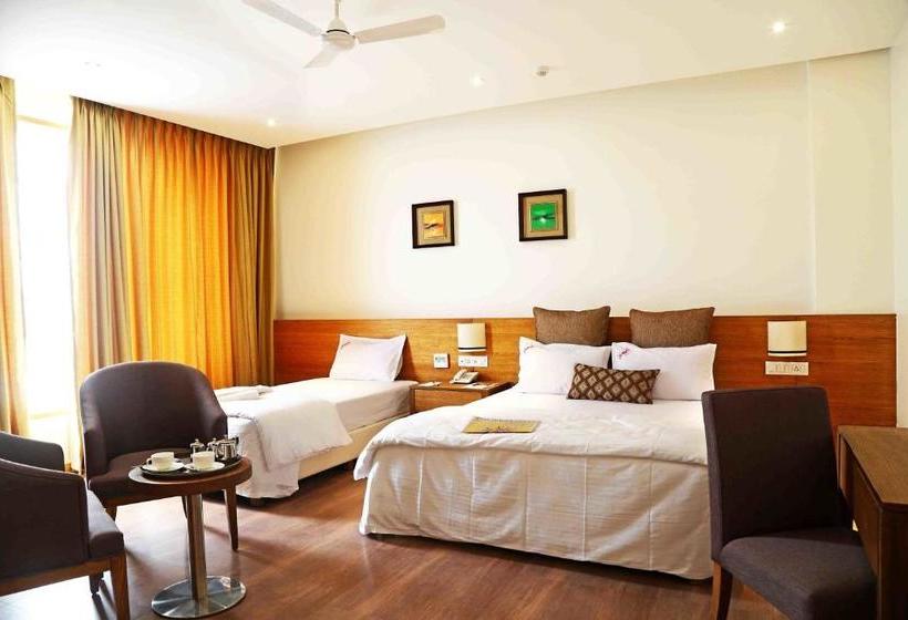 호텔 Preeti Executive