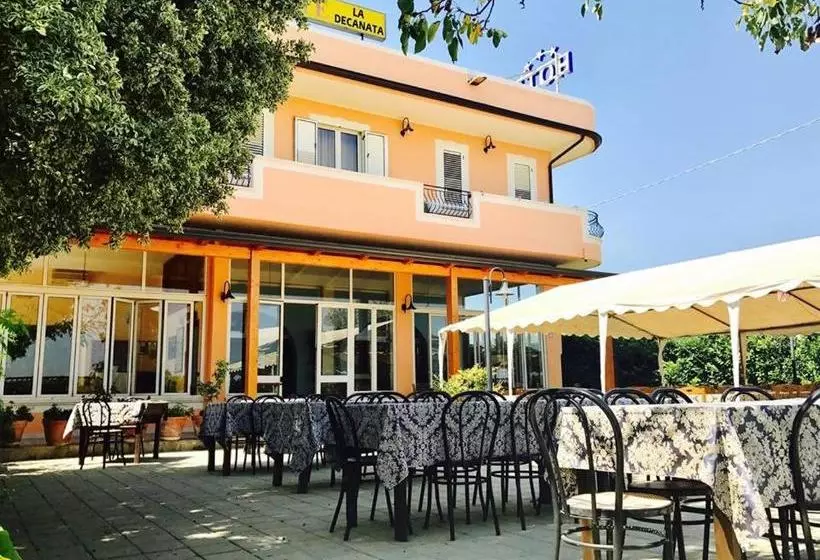 ホテル Ristorante La Decanata