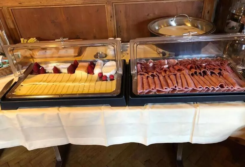 Hotelli Schmied Von Kochel