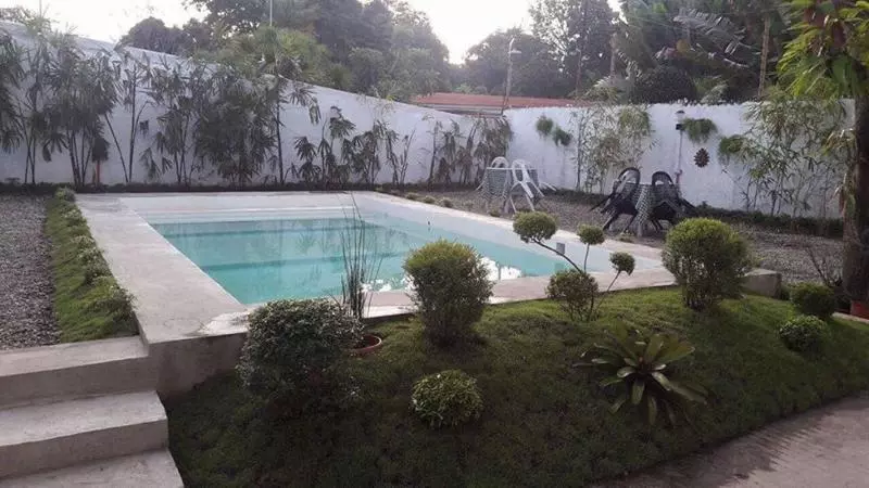 Hotelli Sola Guesthouse