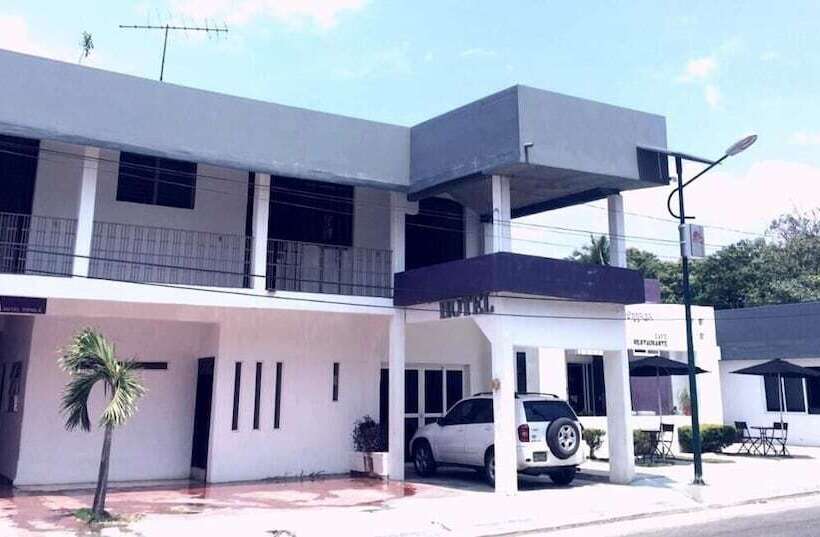 בית מלון כפרי Tonala