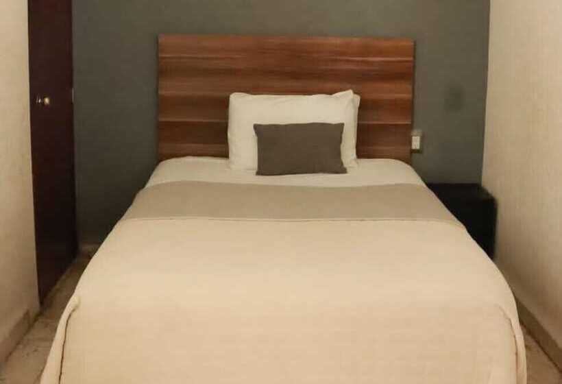 בית מלון כפרי Tonala